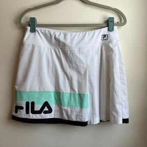 FILA Pleated Tennis Skort White and Teal/Turquoise Size Medium